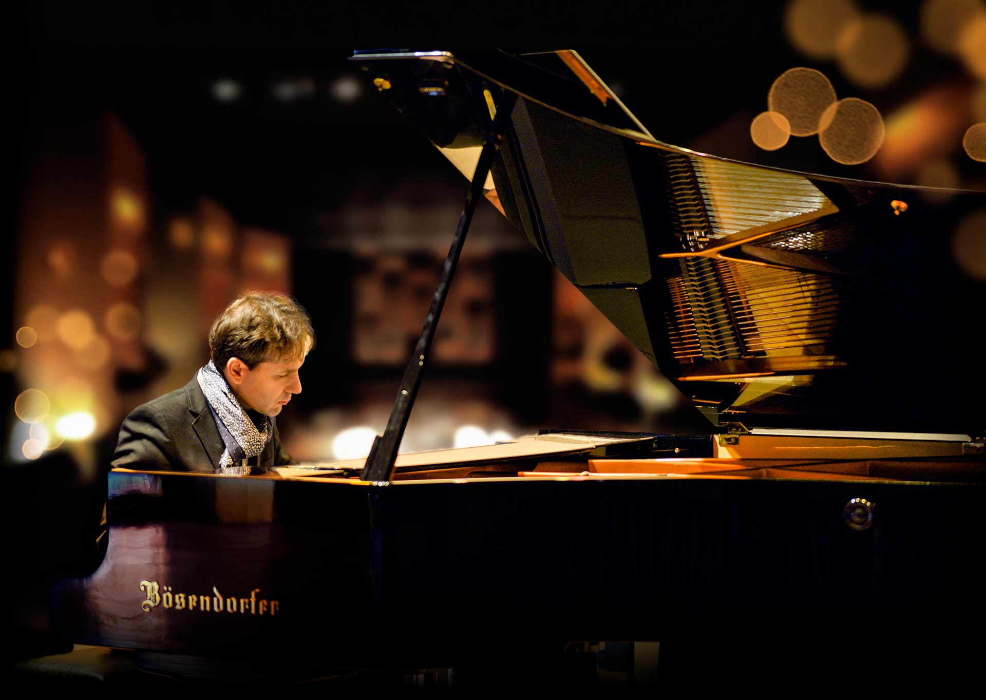 Christopher Hinterhuber – Solo